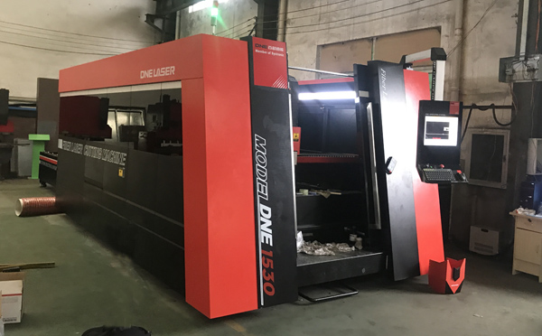 耐美特上海分公司車間激光設備 耐美特上海分公司車間激光設備